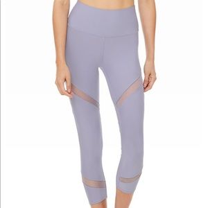 ALO Yoga High-Waist Mesmerize Capri